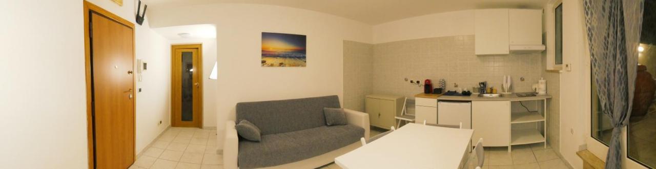 Relux Bed and Breakfast Bari Buitenkant foto